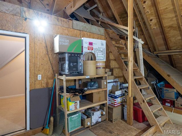 1889 Bay Avenue, Hannibal, MO 63401