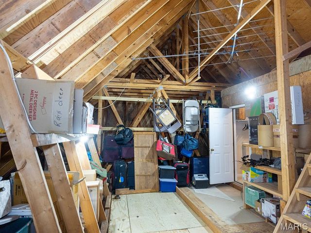 1889 Bay Avenue, Hannibal, MO 63401