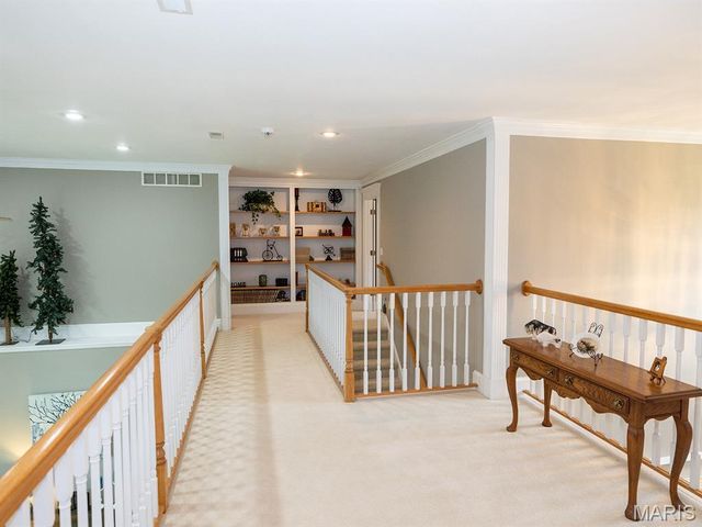 1889 Bay Avenue, Hannibal, MO 63401