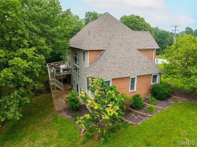 1889 Bay Avenue, Hannibal, MO 63401