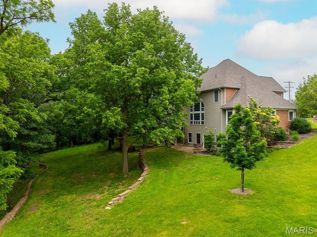 1889 Bay Avenue, Hannibal, MO 63401