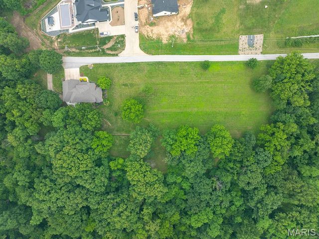 1889 Bay Avenue, Hannibal, MO 63401