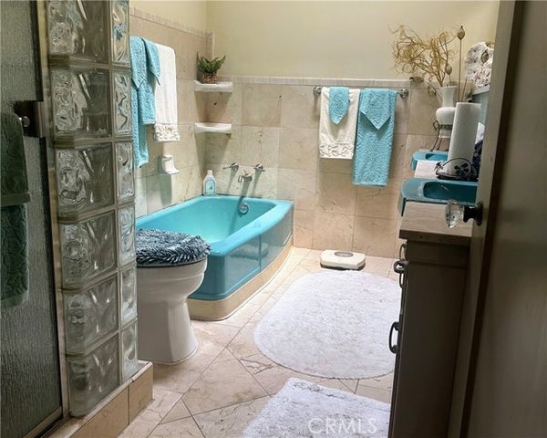 1617 W 125th Street, Los Angeles, CA 90047