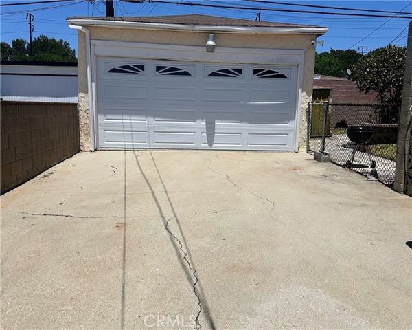 1617 W 125th Street, Los Angeles, CA 90047