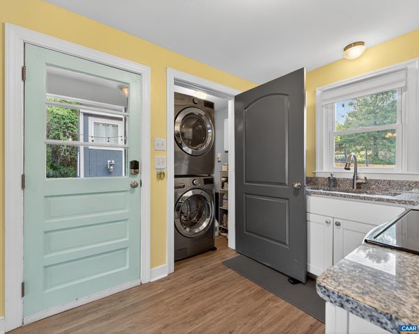 1304 BELLEVIEW AVE, Charlottesville, VA 22901