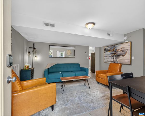1304 BELLEVIEW AVE, Charlottesville, VA 22901