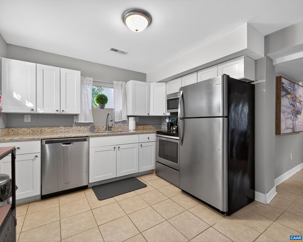 1304 BELLEVIEW AVE, Charlottesville, VA 22901