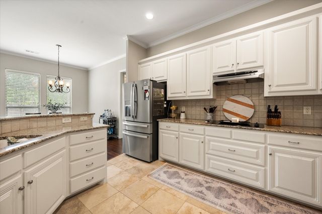 2015 Kodiak Court, Arlington, TX 76013