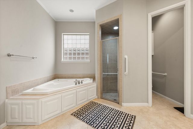 2015 Kodiak Court, Arlington, TX 76013