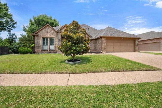 2015 Kodiak Court, Arlington, TX 76013