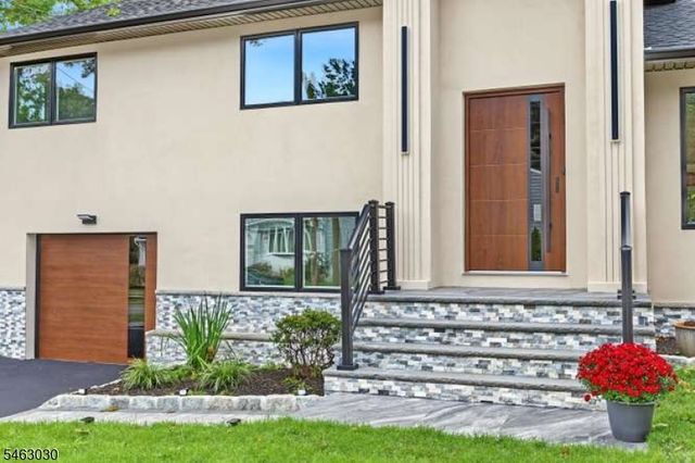 38 Brookside Ave, Fair Lawn Boro, NJ 07410