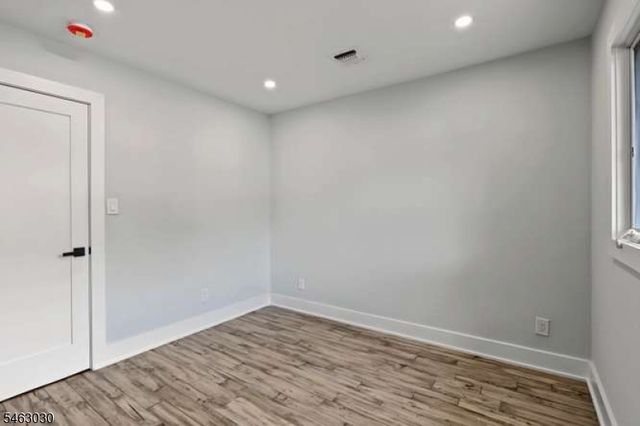 38 Brookside Ave, Fair Lawn Boro, NJ 07410