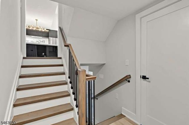 38 Brookside Ave, Fair Lawn Boro, NJ 07410