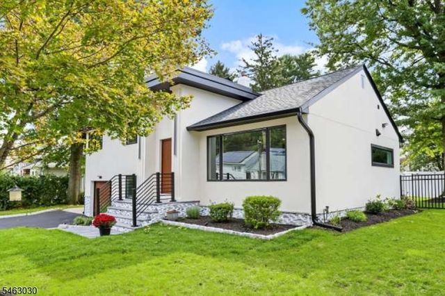 38 Brookside Ave, Fair Lawn Boro, NJ 07410