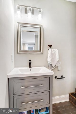 6219 PINEY BRANCH RD NW, Washington, DC 20011