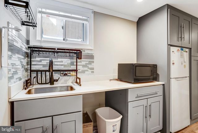 6219 PINEY BRANCH RD NW, Washington, DC 20011