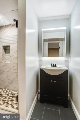 6219 PINEY BRANCH RD NW, Washington, DC 20011