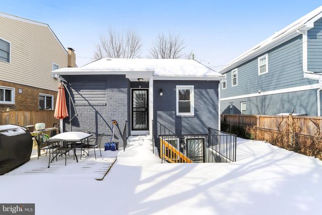 6219 PINEY BRANCH RD NW, Washington, DC 20011