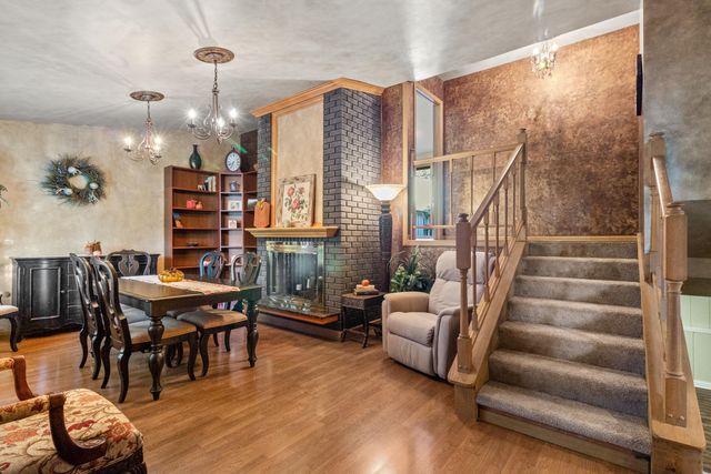 1825 Oriole Drive, Munster, IN 46321