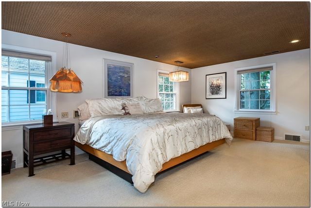 2677 Rocklyn Road, Shaker Heights, OH 44122