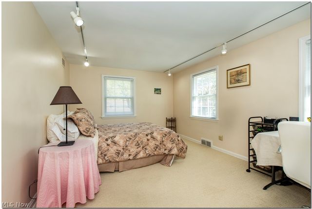 2677 Rocklyn Road, Shaker Heights, OH 44122
