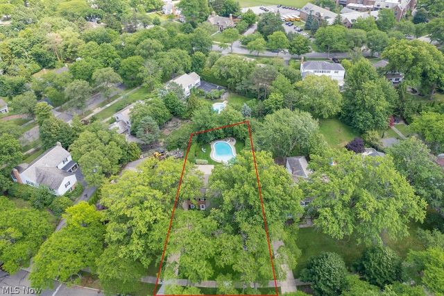 2677 Rocklyn Road, Shaker Heights, OH 44122