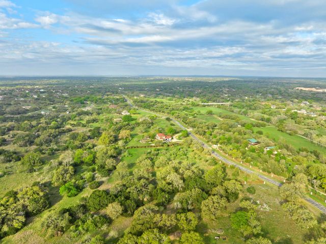 415 E Bartlett DR, Buda, TX 78610