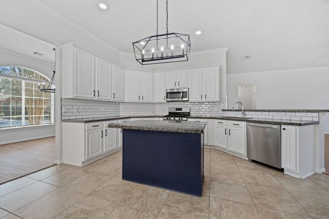 20310 Umber Oak Court, Kingwood, TX 77346