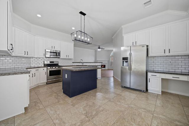 20310 Umber Oak Court, Kingwood, TX 77346