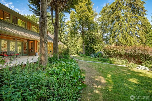 8766 Wood Duck Way, Blaine, WA 98230