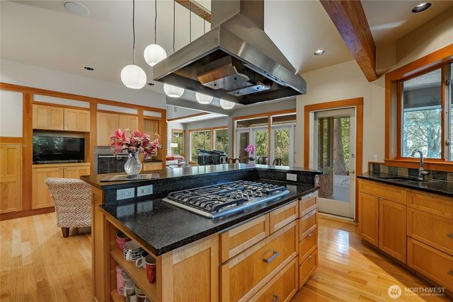 8766 Wood Duck Way, Blaine, WA 98230