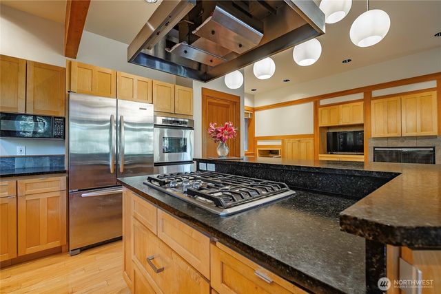 8766 Wood Duck Way, Blaine, WA 98230