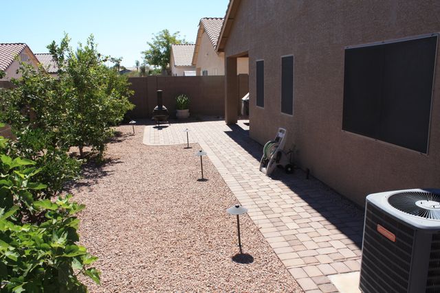 11816 W WINDSOR Avenue, Avondale, AZ 85392