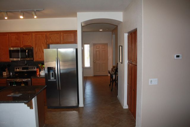 11816 W WINDSOR Avenue, Avondale, AZ 85392