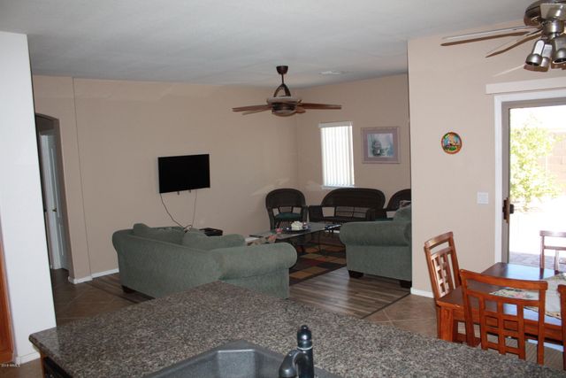 11816 W WINDSOR Avenue, Avondale, AZ 85392