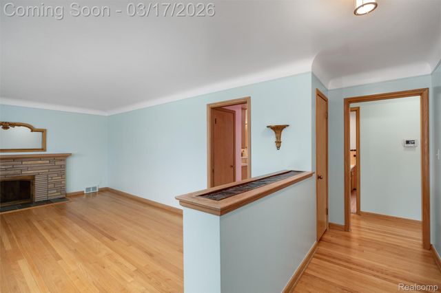 22500 Barton Street, St. Clair Shores, MI 48081