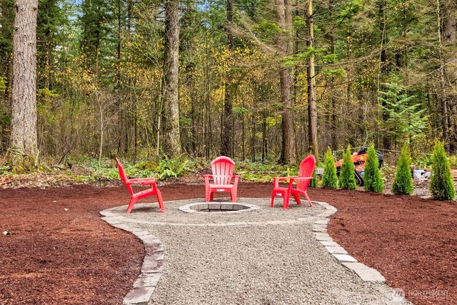 8532 Juniper Place, Maple Falls, WA 98266