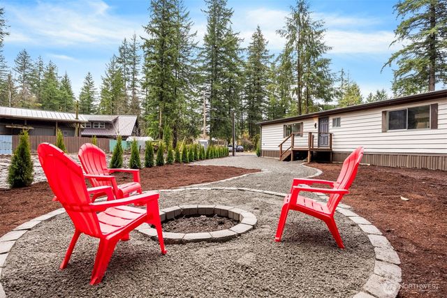 8532 Juniper Place, Maple Falls, WA 98266