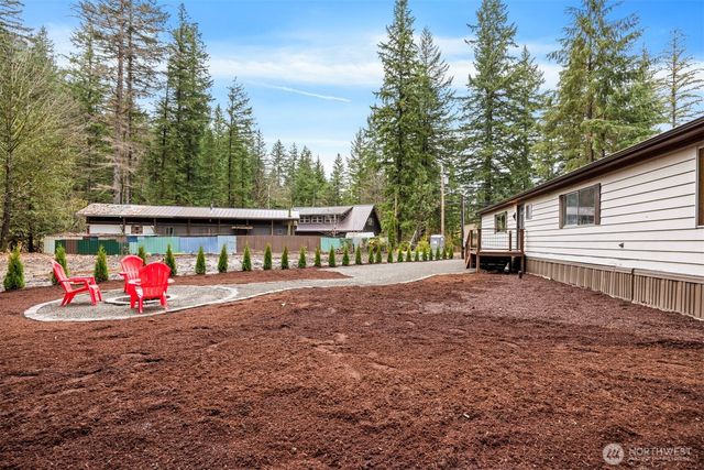 8532 Juniper Place, Maple Falls, WA 98266
