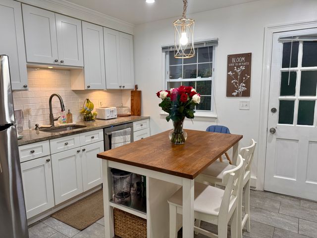 1260 Hope Street D, Stamford, CT 06907