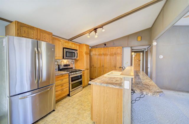 W285 OAK STREET, Fremont, WI 54940