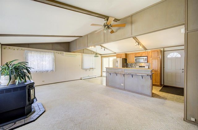 W285 OAK STREET, Fremont, WI 54940