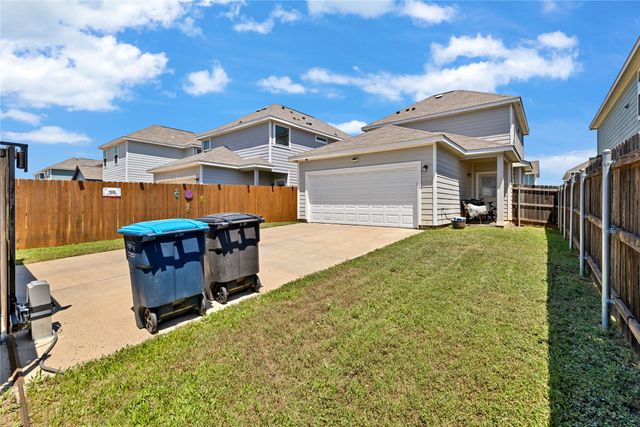 5528 Topwater Trail, Fort Worth, TX 76119