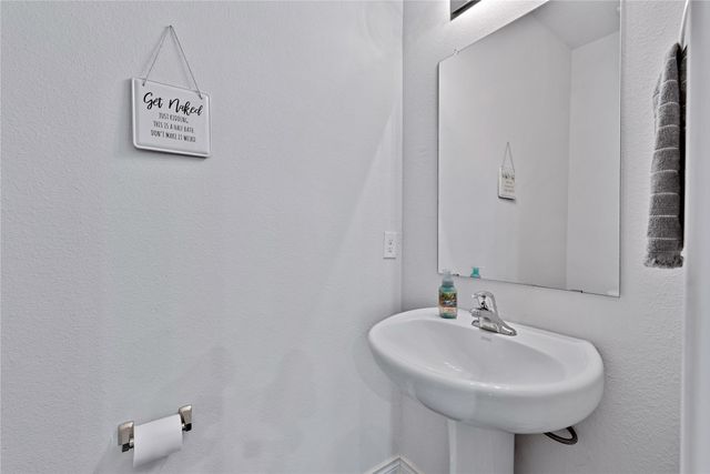 5528 Topwater Trail, Fort Worth, TX 76119