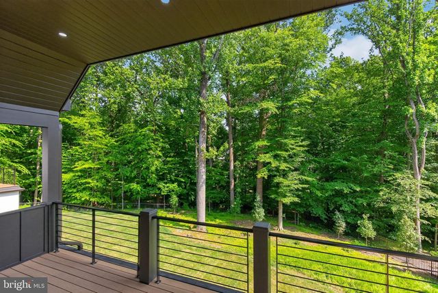 7115 CRAIL DR, Bethesda, MD 20817