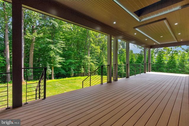 7115 CRAIL DR, Bethesda, MD 20817