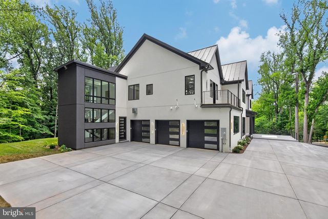 7115 CRAIL DR, Bethesda, MD 20817