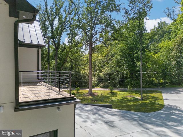 7115 CRAIL DR, Bethesda, MD 20817