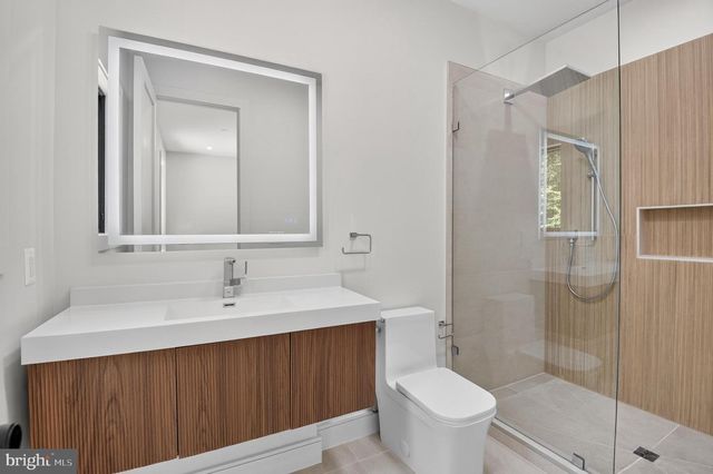 7115 CRAIL DR, Bethesda, MD 20817