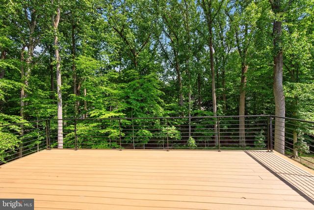 7115 CRAIL DR, Bethesda, MD 20817